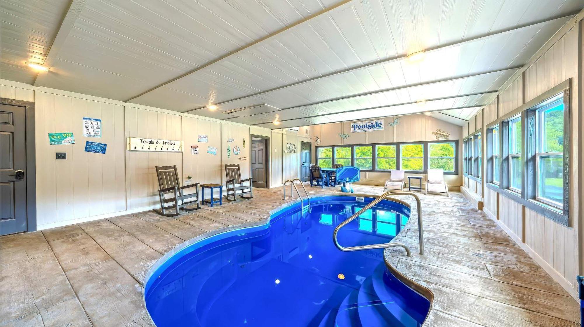 Poolside At Autumn Woods - Pool, Theater, Fireplace, Firepit, Arcade 塞维尔维尔 外观 照片
