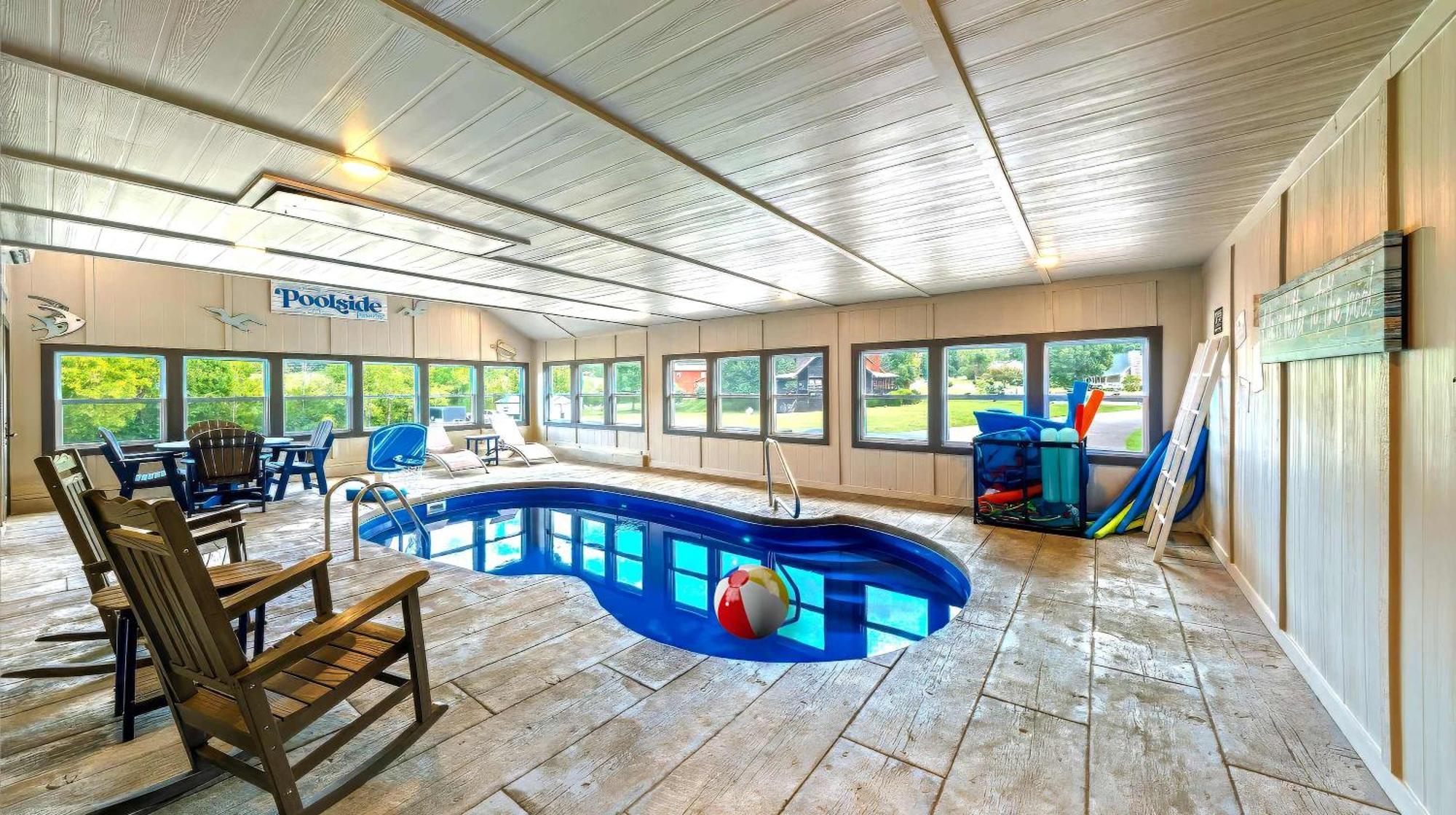 Poolside At Autumn Woods - Pool, Theater, Fireplace, Firepit, Arcade 塞维尔维尔 外观 照片